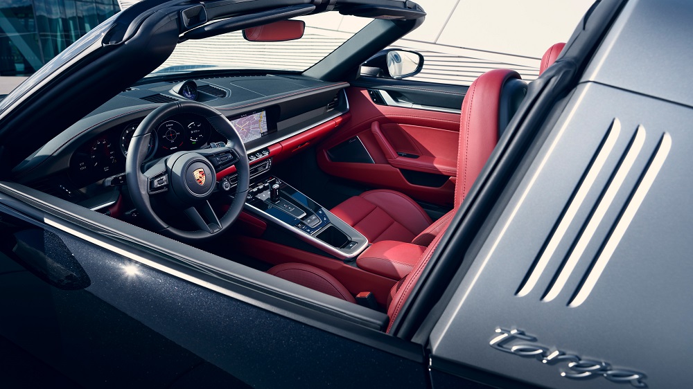 Элегантный, экстравагантный, уникальный: новый Porsche 911 Targa | Порше  Центр Красноярск