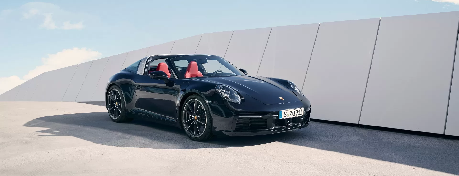 Элегантный, экстравагантный, уникальный: новый Porsche 911 Targa